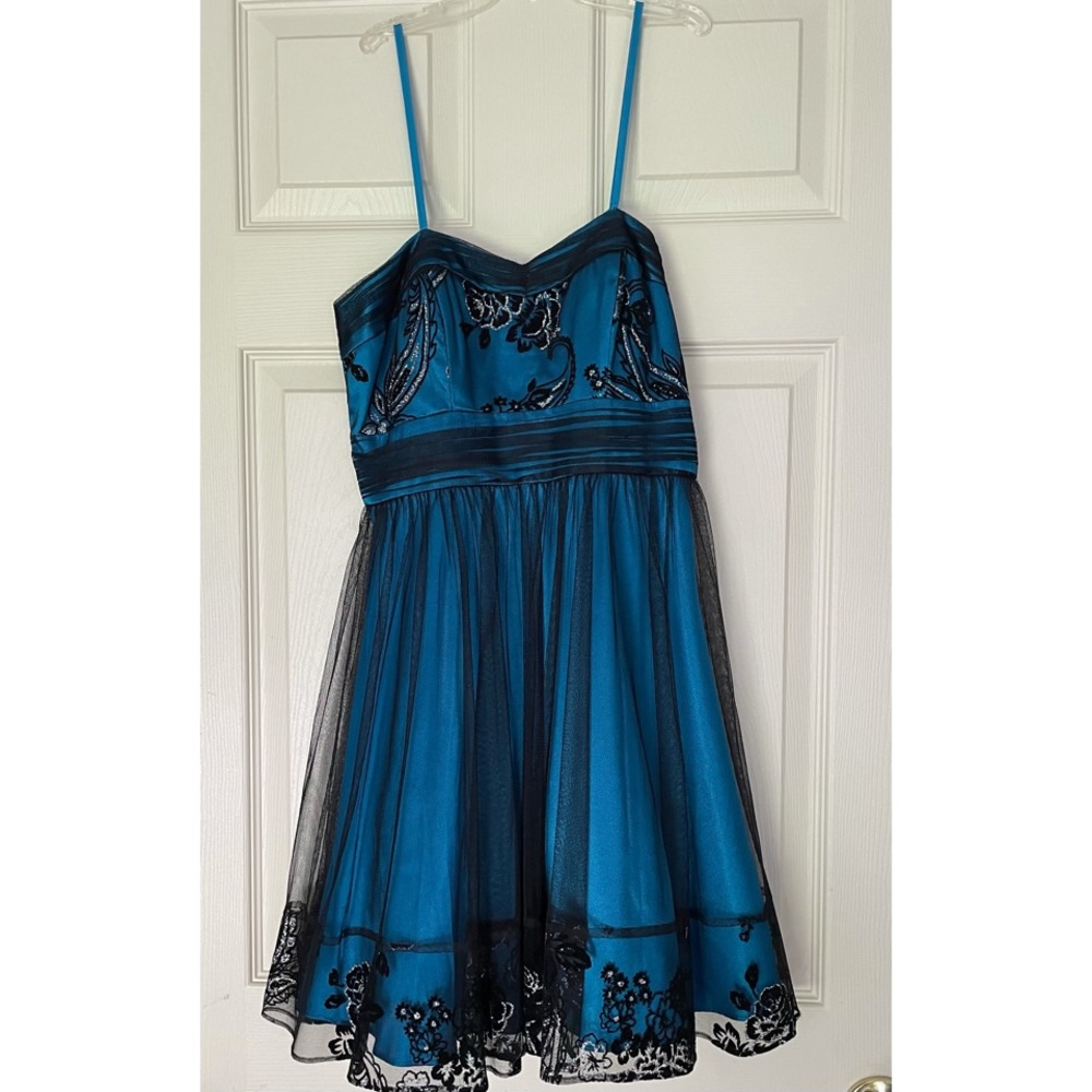 Juniors mini prom dress